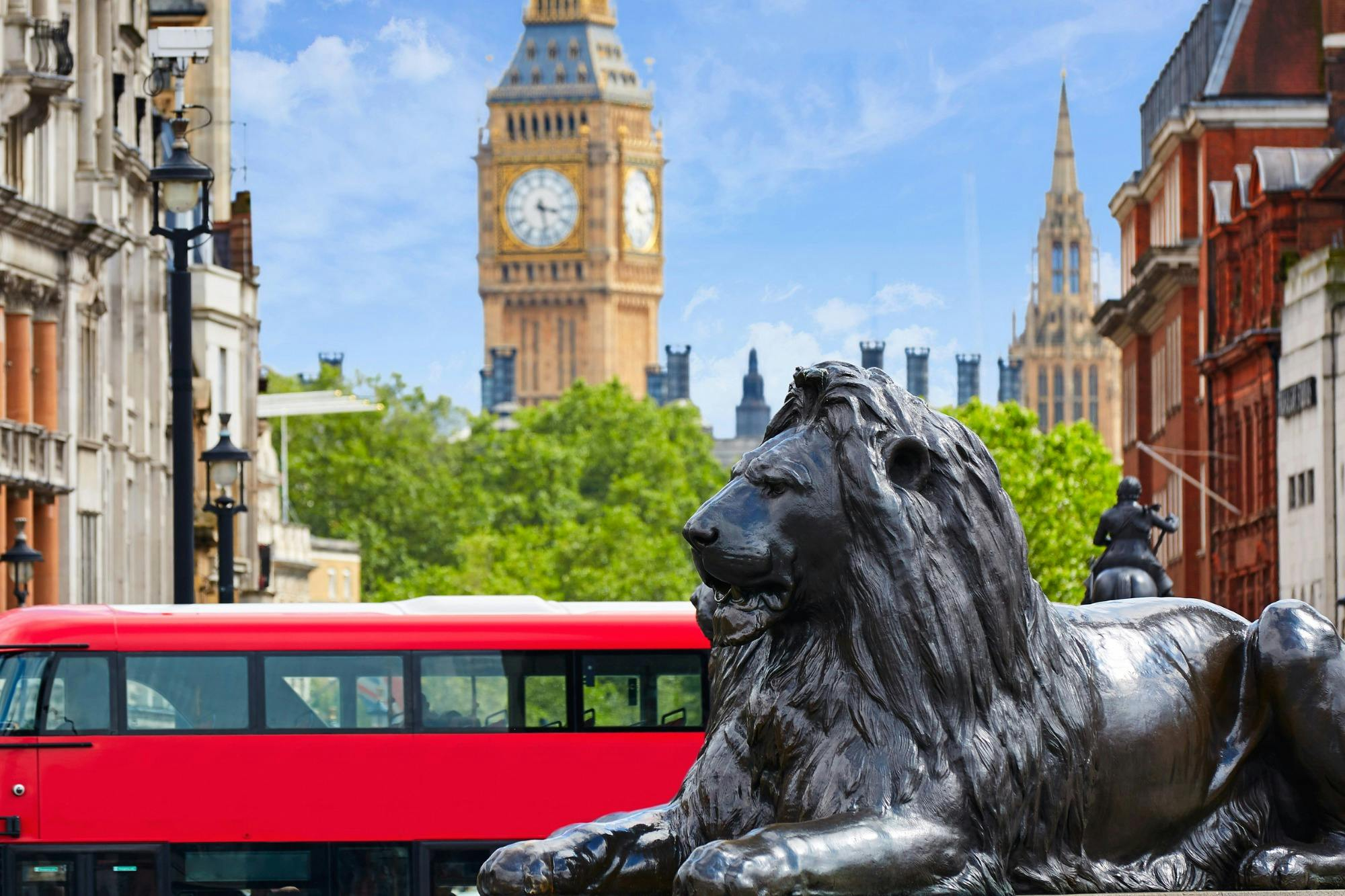 London: Iconic Sights Guided Walking Tour - Photo 1 of 10